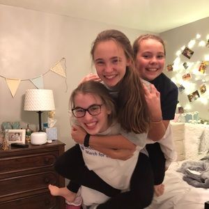 Meet your Posher, Nora